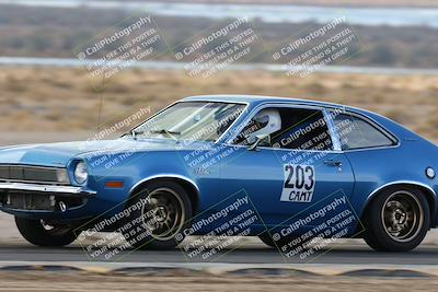 media/Jan-26-2025-SCCA SD (Sun) [[bcf61ed115]]/4-Women Novice/Session 2 (Turn 2)/